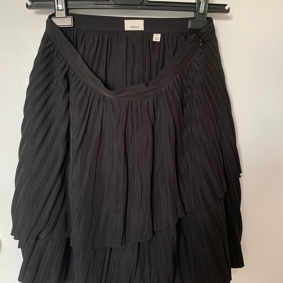 Artizia Wilfred black mini skirt with side zipper - Picture 3 of 5